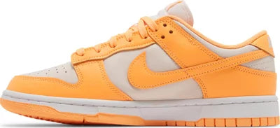 Nike Mujer Dunk Low "Crema Melocotón"